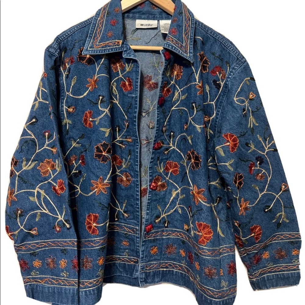 Units Women's Denim Embroidered Jacket Sz L Vintage